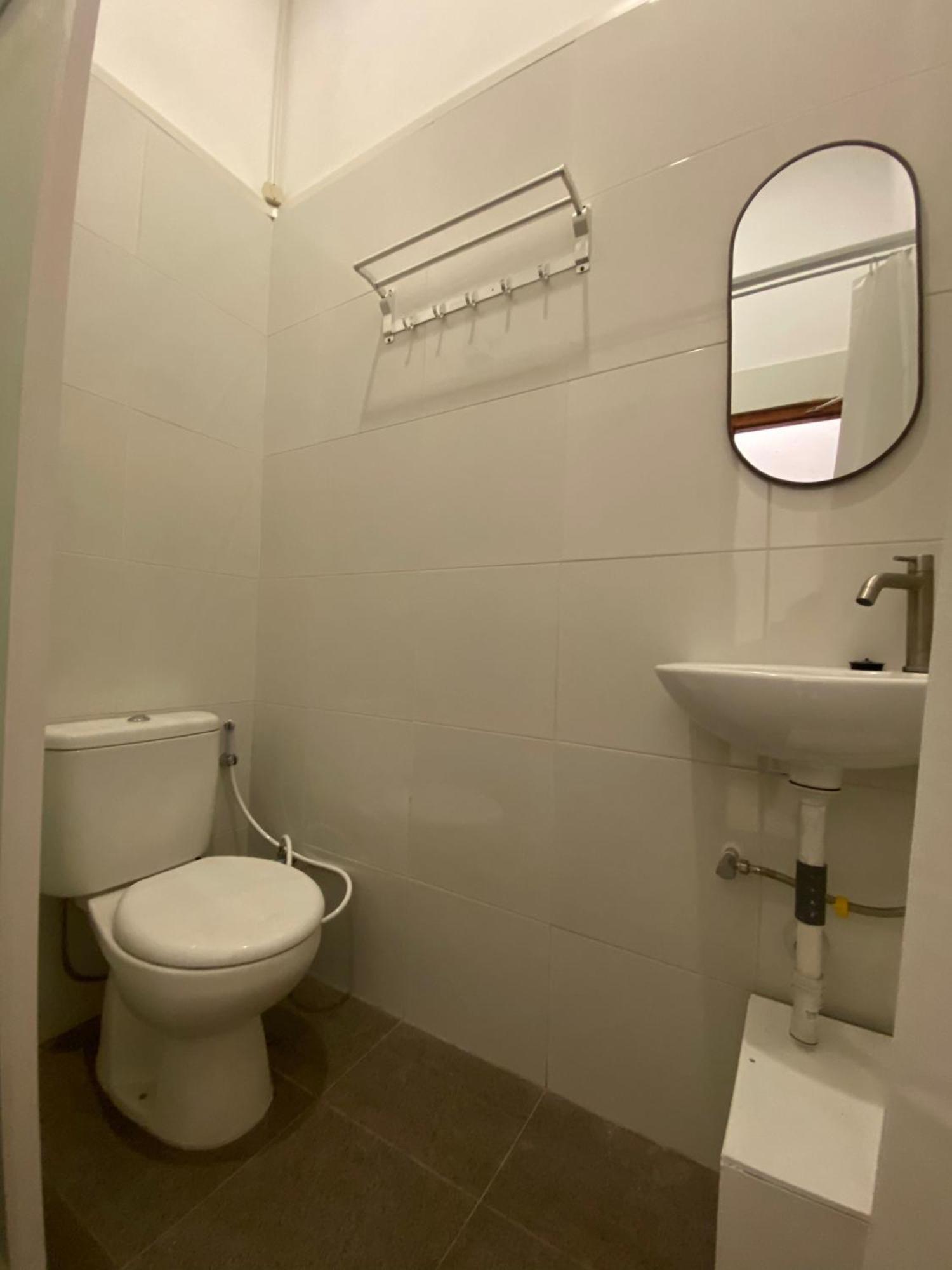 Revive By Snooze Hostel Banyuwangi  Ngoại thất bức ảnh